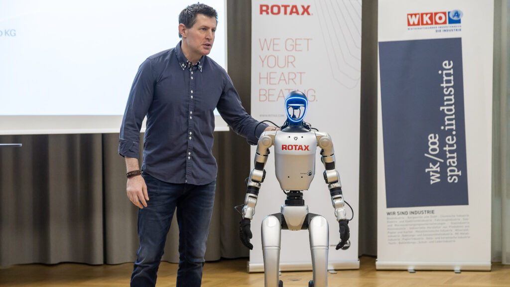 Erste Schritte Humanoider Roboter in der oberösterreichischen Industrie